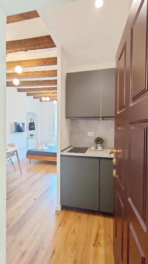 Milano Navigli Apartment - Via Vigevano Экстерьер фото
