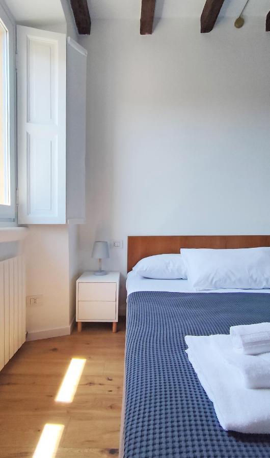 Milano Navigli Apartment - Via Vigevano Экстерьер фото